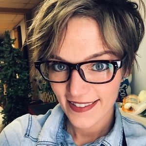 Meet your Posher, Lindsey